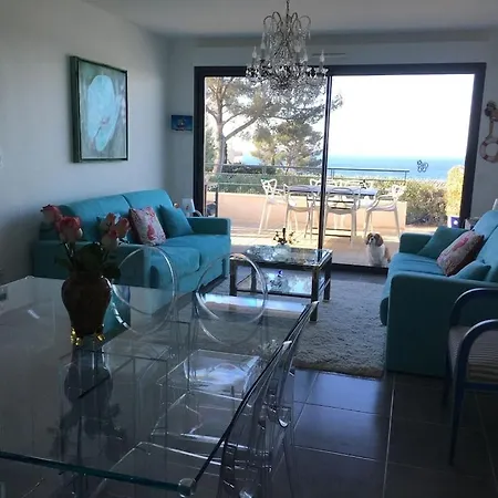 F3 Vue Avec Piscine Apartment *